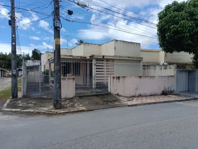 Casa com 3 Quartos à venda, 312m² no Fátima, Fortaleza