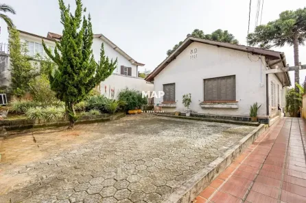 Casa com 3 Quartos à venda, 396m² no São Francisco, Curitiba