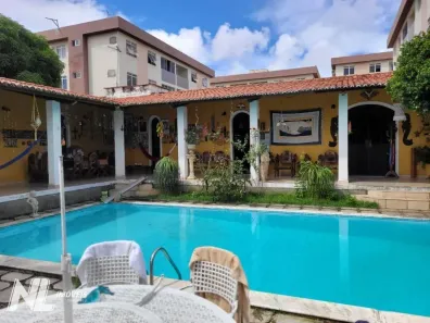 Casa com 5 Quartos à venda, 400m² no Capim Macio, Natal