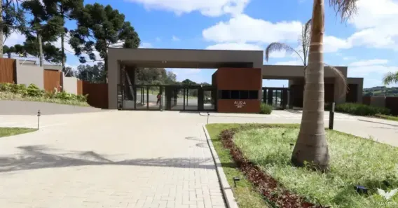 Lote/Terreno à venda, 2758m² no Butiatuvinha, Curitiba