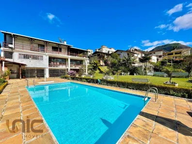Casa com 4 Quartos à venda, 380m² no Jardim Cascata, Teresópolis