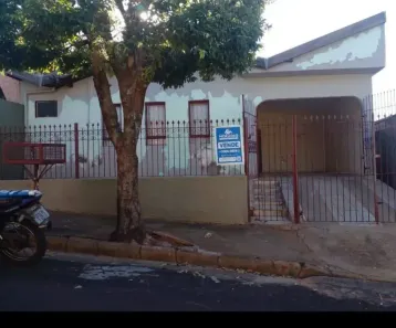 Casa com 3 Quartos à venda, 180m² no Núcleo Habitacional Castelo Branco, Marília