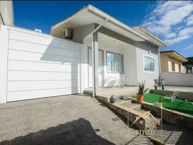 Casa com 3 Quartos à venda, 160m² no Forquilhas, São José