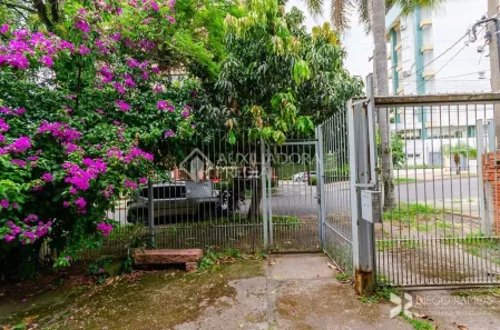 Casa com 3 Quartos à venda, 370m² no Jardim Botânico, Porto Alegre