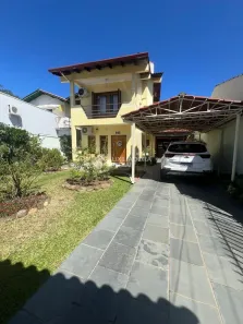Casa com 4 Quartos à venda, 350m² no Centro, Guaíba
