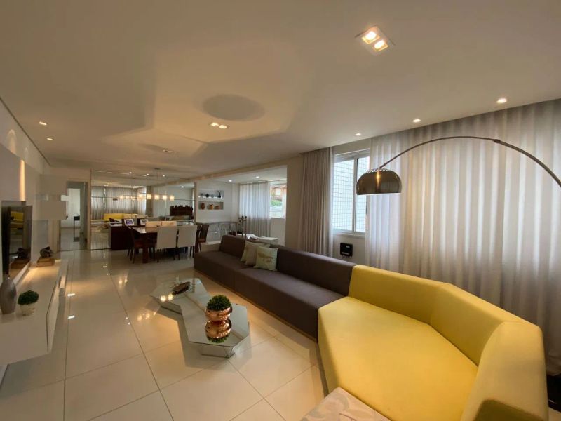 Apartamento com 4 quartos — Santa Lúcia, Belo Horizonte