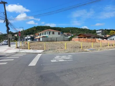 Lote/Terreno para alugar, 1332m² no Boehmerwald, Joinville