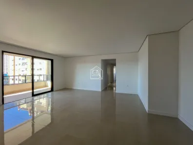 Apartamento com 4 Quartos à venda, 159m² no Nossa Senhora do Rosário, São José