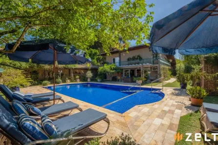 Casa com 4 Quartos para alugar, 583m² no Ponta Aguda, Blumenau