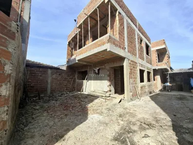 Sobrado com 3 Quartos à venda, 125m² no Cajuru, Curitiba