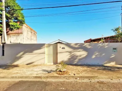 Casa com 2 Quartos para alugar, 134m² no Jardim Planalto, Limeira