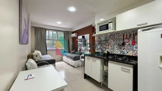 Apartamento com 1 Quarto para alugar, 44m² no Copacabana, Rio de Janeiro