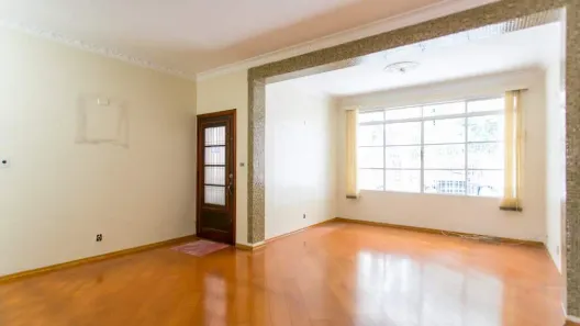 Casa com 3 Quartos para alugar, 150m² no Saúde, São Paulo