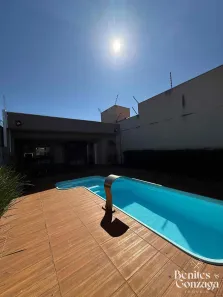 Casa com 3 Quartos à venda, 210m² no Jardim Paulista IV, Maringá