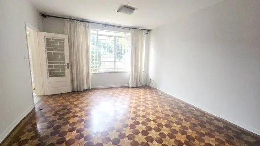 Casa com 3 Quartos à venda, 181m² no Jardim Londrina, São Paulo