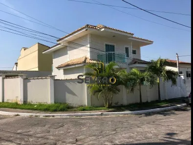 Casa com 3 Quartos à venda, 200m² no Tribobó, São Gonçalo