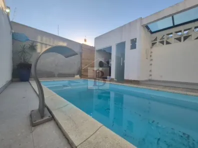 Casa com 3 Quartos à venda, 111m² no Piratininga, Niterói
