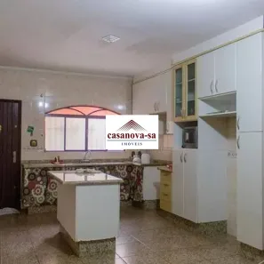 Sobrado com 4 Quartos para alugar, 249m² no Bangú, Santo André