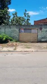 Casa com 3 Quartos à venda, 90m² no Setor Criméia Leste, Goiânia