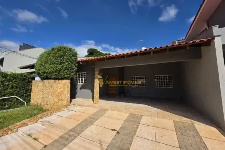 Casa de Condomínio com 3 Quartos para alugar, 206m² no Aeroporto, Londrina