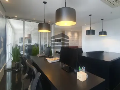 Sala Comercial para alugar, 132m² no Cerqueira César, São Paulo