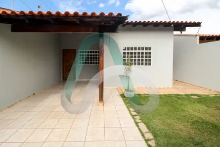 Casa com 3 Quartos à venda, 85m² no Chácaras Mussahiro, Londrina