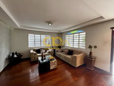 Casa com 7 Quartos à venda, 366m² no Palmares, Belo Horizonte