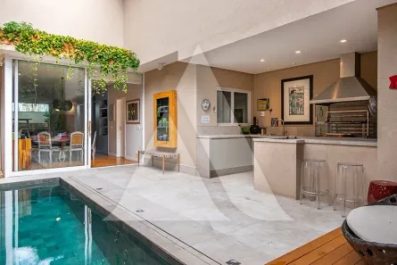 Casa com 3 Quartos para venda ou aluguel, 270m² no Jardim Paulista, São Paulo