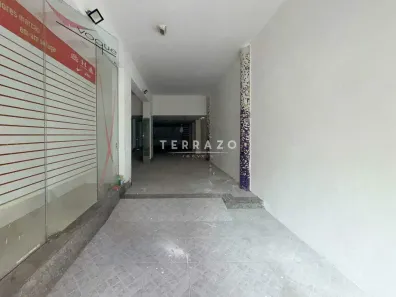 Ponto Comercial à venda, 97m² no Várzea, Teresópolis
