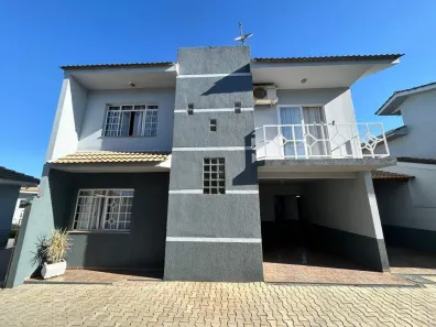 Sobrado com 4 Quartos à venda, 182m² no Oficinas, Ponta Grossa