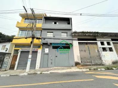 Casa com 2 Quartos à venda, 200m² no Centro, Carapicuíba