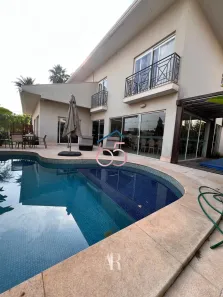 Sobrado com 4 Quartos à venda, 525m² no Ribeirão do Lipa, Cuiabá