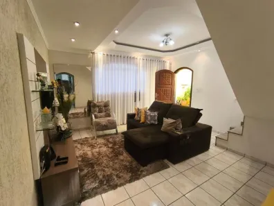 Sobrado com 3 Quartos à venda, 162m² no Vila Maricy, Guarulhos