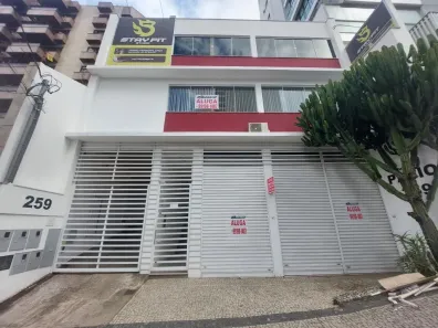 Ponto Comercial para alugar, 45m² no Centro, Juiz de Fora