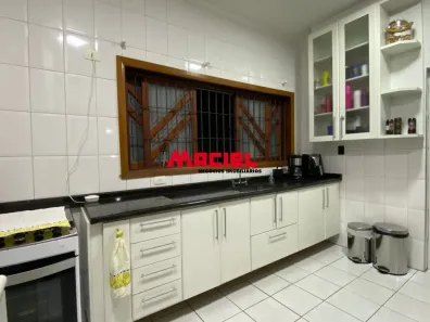 Sobrado com 3 Quartos à venda, 450m² no Jardim Alvorada, São José dos Campos
