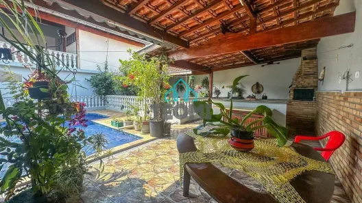 Casa com 4 Quartos à venda, 250m² no Parque Residencial Flor do Vale, Tremembé