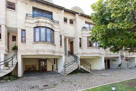 Casa de Condomínio com 3 Quartos à venda, 183m² no Cristal, Porto Alegre
