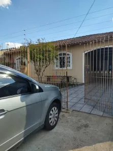Casa com 3 Quartos à venda, 363m² no Capão Raso, Curitiba
