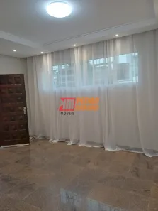 Sobrado com 4 Quartos à venda, 194m² no Vila Assunção, Santo André