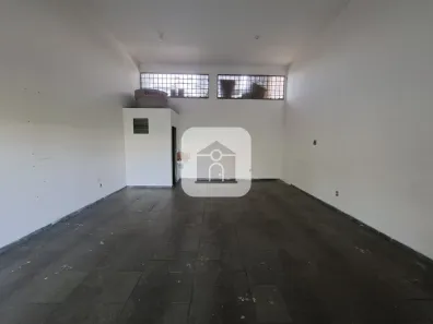 Ponto Comercial para alugar, 48m² no Bom Jesus, Uberlândia