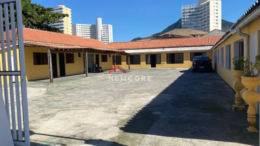Prédio Comercial com 1 Quarto à venda, 1300m² no Recreio Santista I, Peruíbe