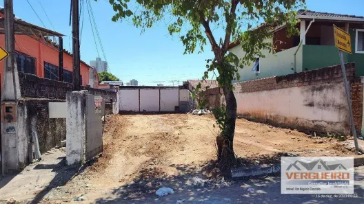 Lote/Terreno à venda, 300m² no Jardim Anhembi, São José dos Campos
