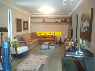 Sobrado com 3 Quartos à venda, 242m² no Nova Petrópolis, São Bernardo do Campo