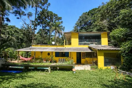 Fazenda/Sítio com 3 Quartos à venda, 2270m² no , Juquitiba