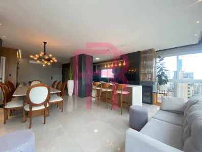Apartamento com 3 Quartos para alugar, 136m² no Centro, Balneário Camboriú