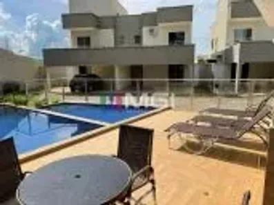 Casa de Condomínio com 3 Quartos à venda, 161m² no Goiânia 2, Goiânia