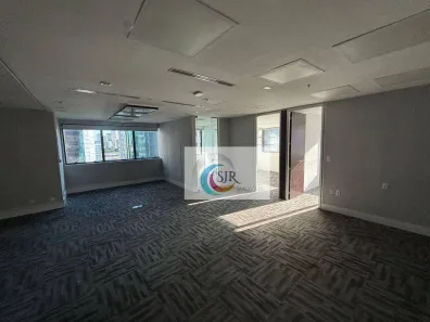 Sala Comercial para alugar, 141m² no Cidade Monções, São Paulo