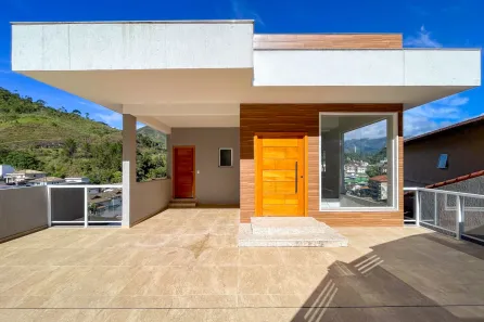 Casa com 3 Quartos à venda, 196m² no Tijuca, Teresópolis