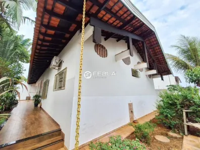 Casa com 3 Quartos à venda, 215m² no Parque Residencial Nardini, Americana