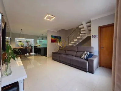 Casa de Condomínio com 3 Quartos à venda, 200m² no Vila Paulicéia, São Paulo